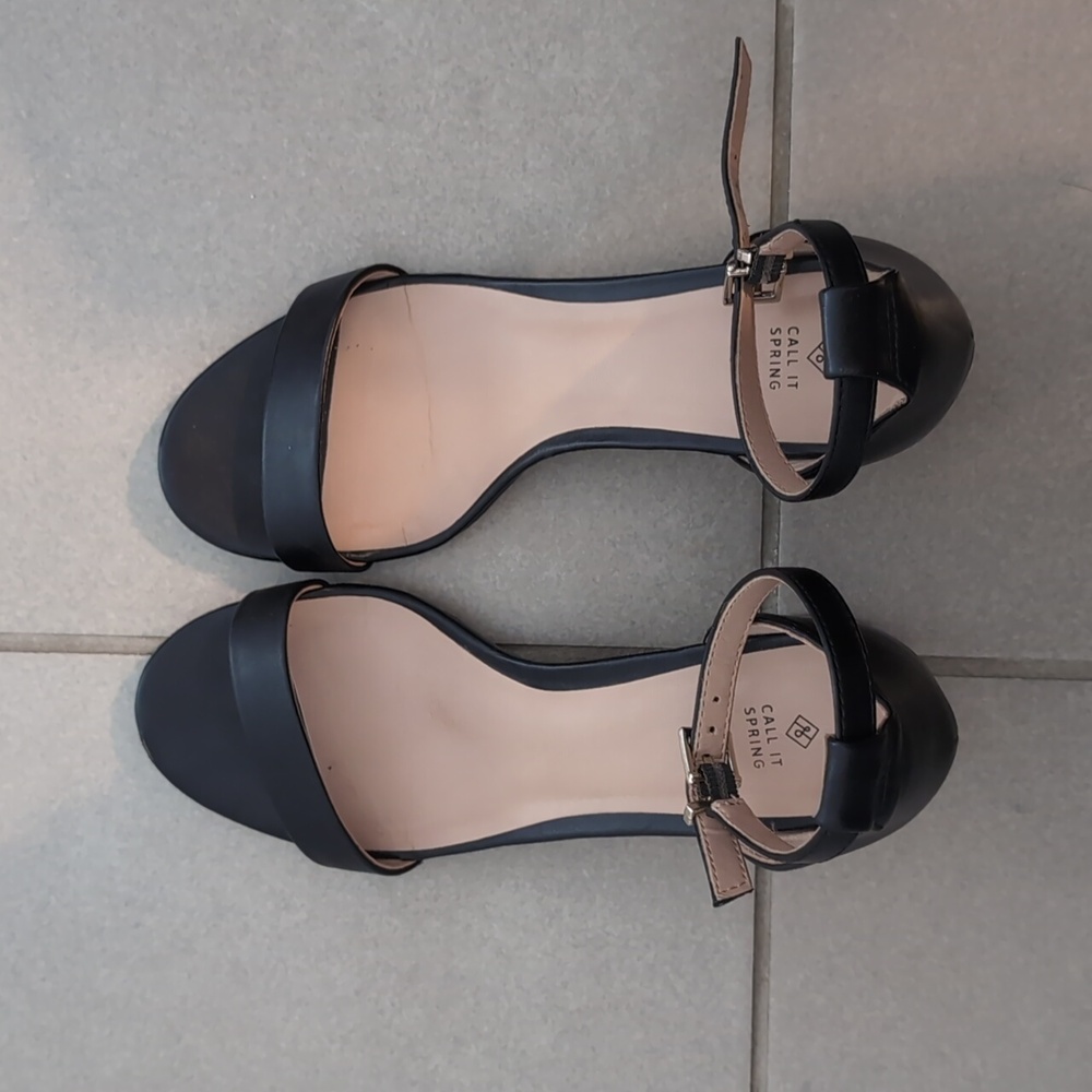 Call it Spring | Block Heels - Picture 2 of 5